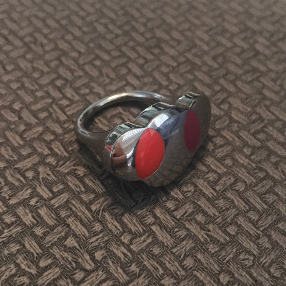 Ring - Picture 2 of 3